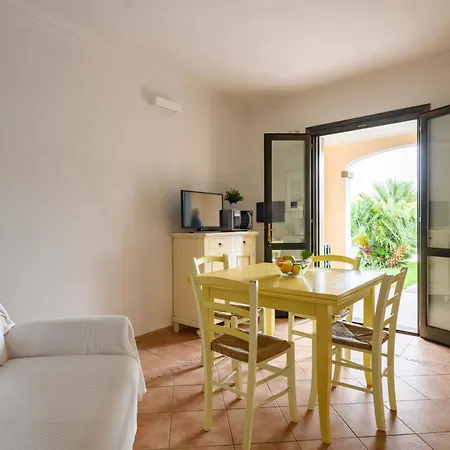 Lavanda Di Mare, Pequeno En